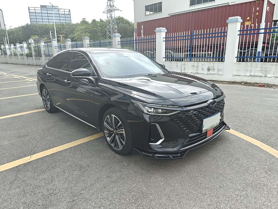 Chery Arrizo 8