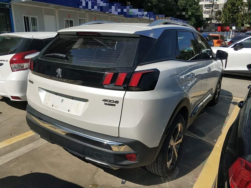 Peugeot 4008