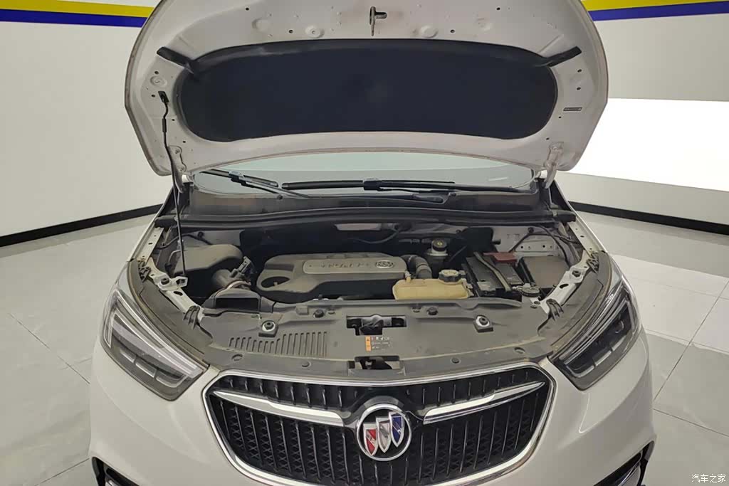 Buick Encore, 2018 10