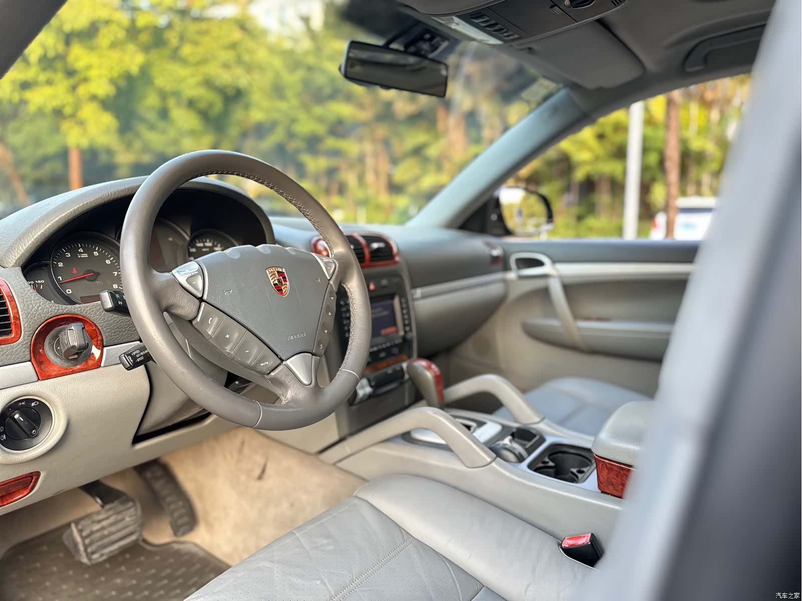 Porsche Cayenne, 2005 9