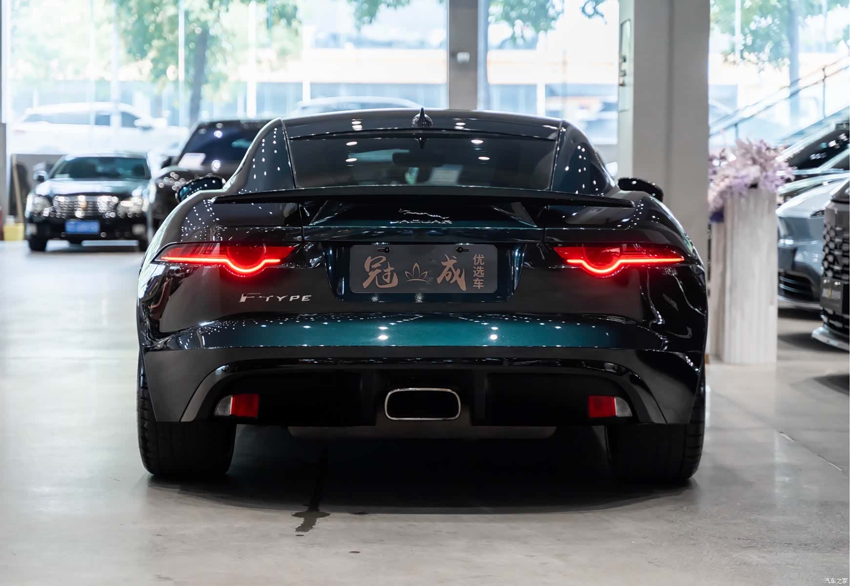Jaguar F-TYPE, 2019 6