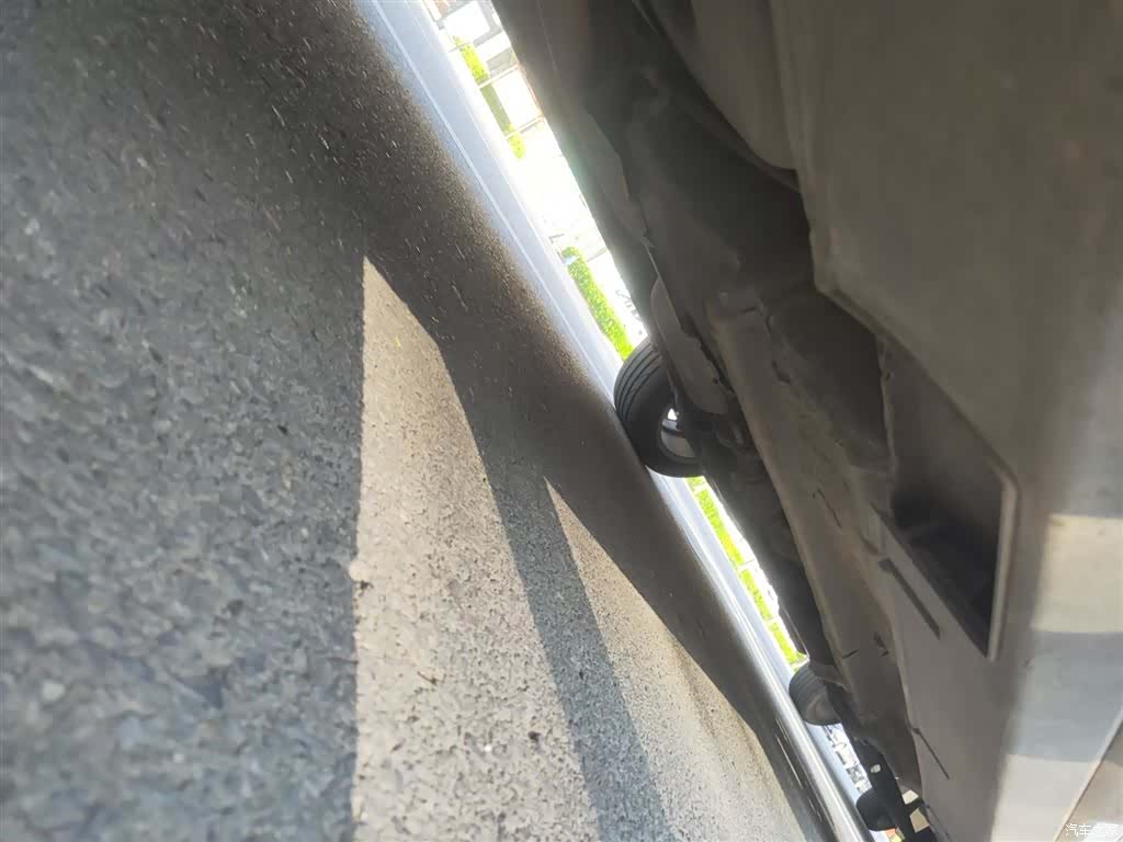 Geely S1, 2018 17