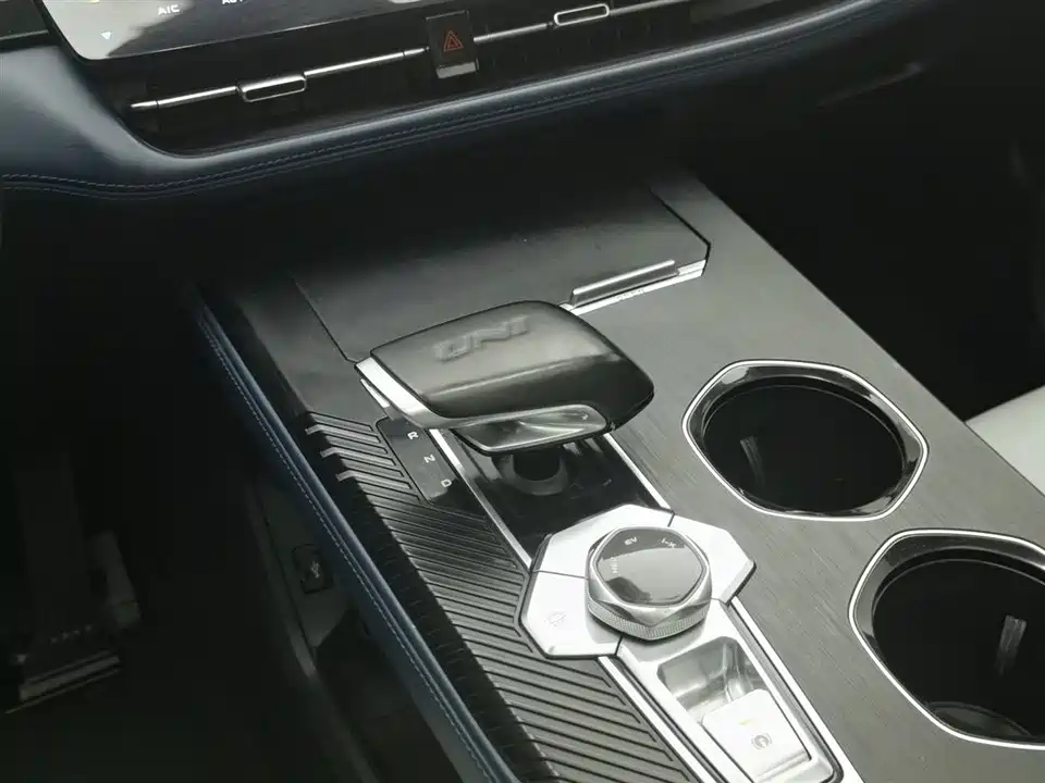 Changan UNI-K Smart iDD