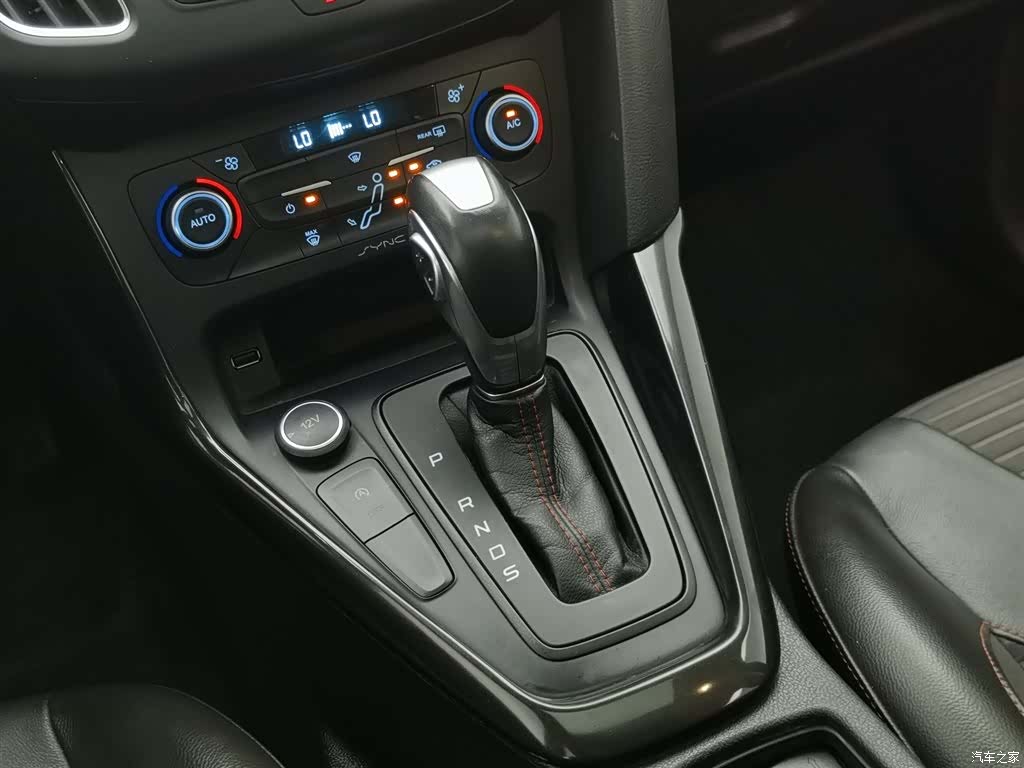Ford Focus, 2017 13