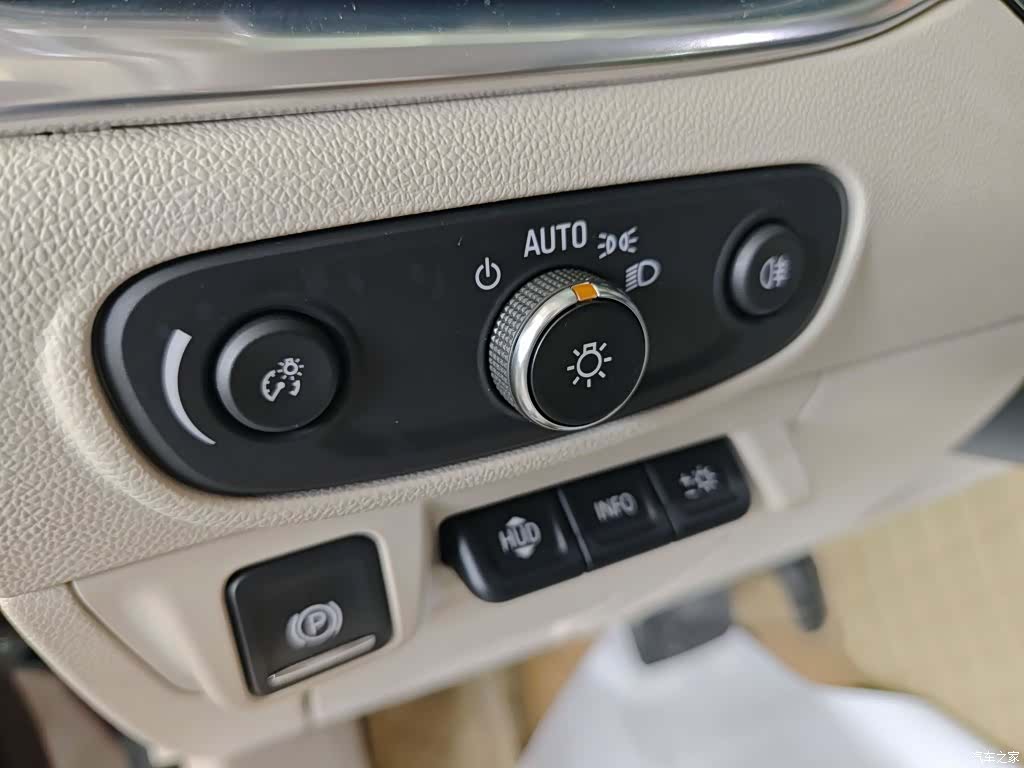 Buick Enclave, 2020 9