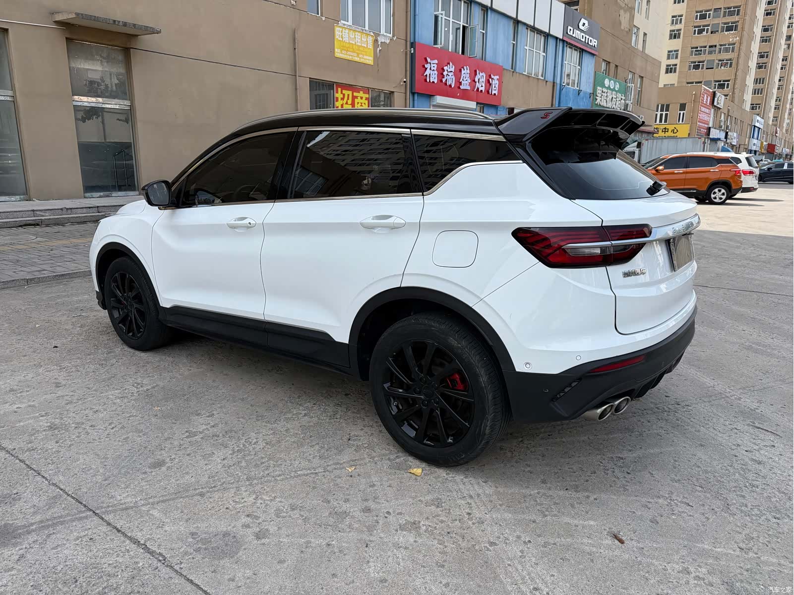 Geely Coolray, 2021 4