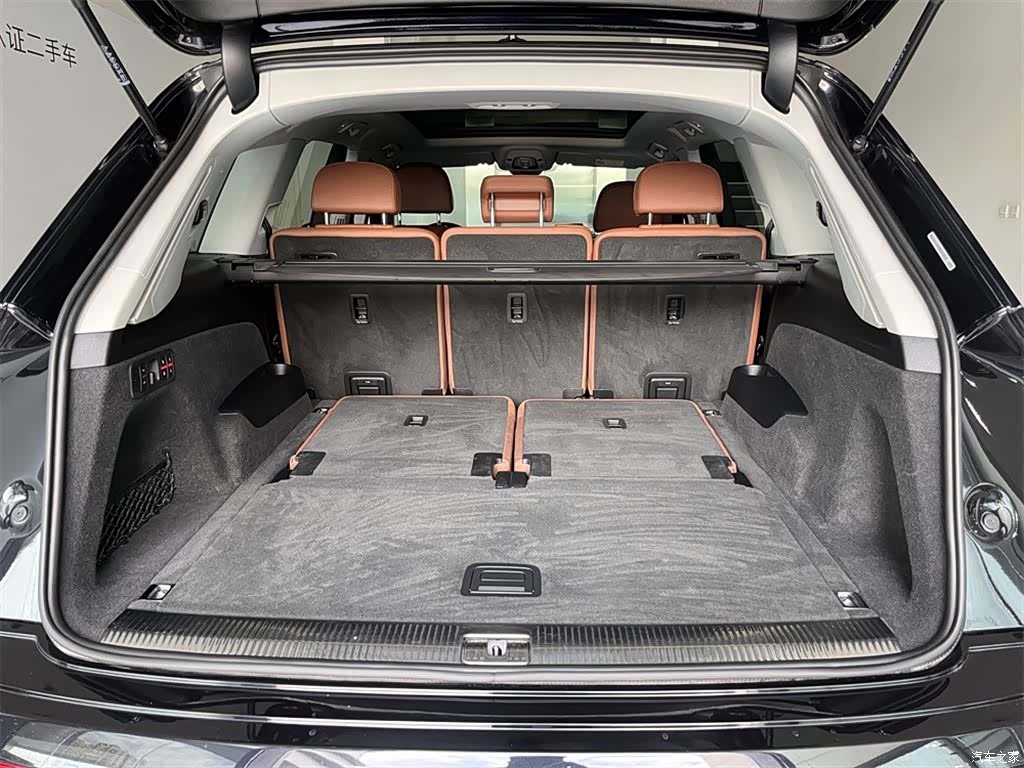 Audi Q7, 2021 9
