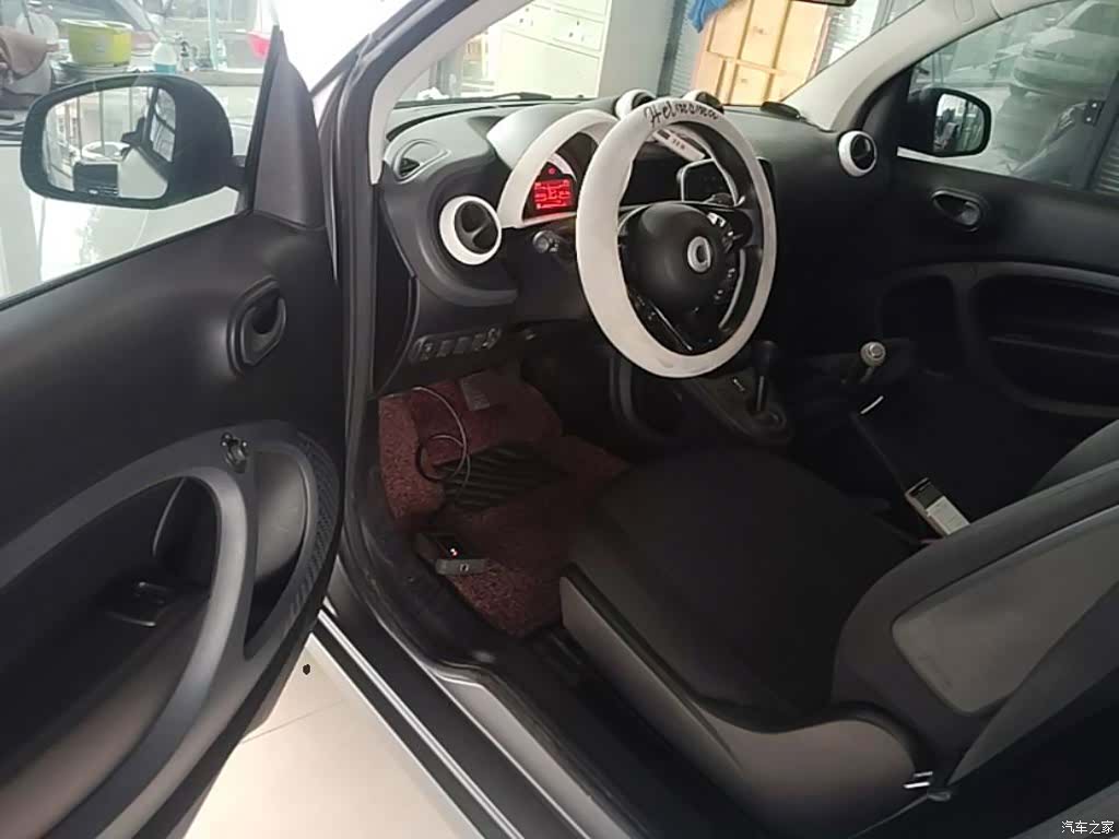 Smart Fortwo, 2018 16