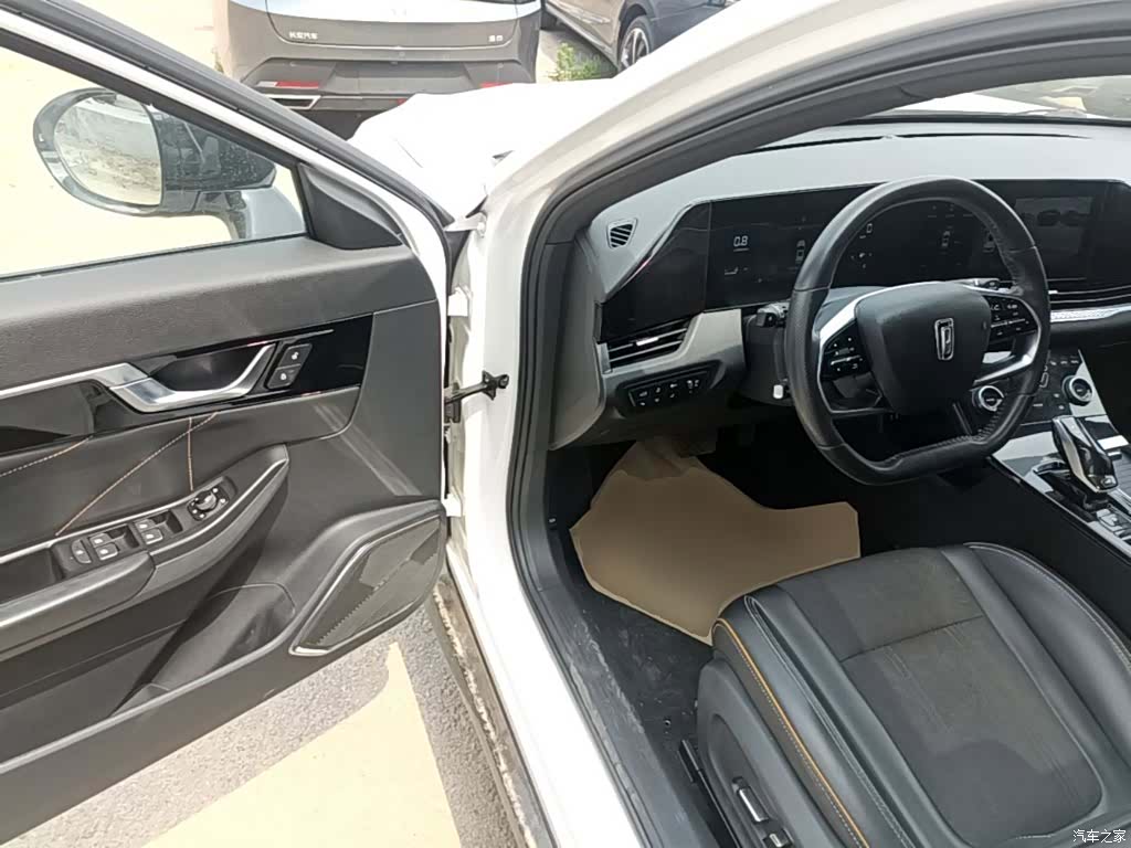 Bestune B70, 2022 16