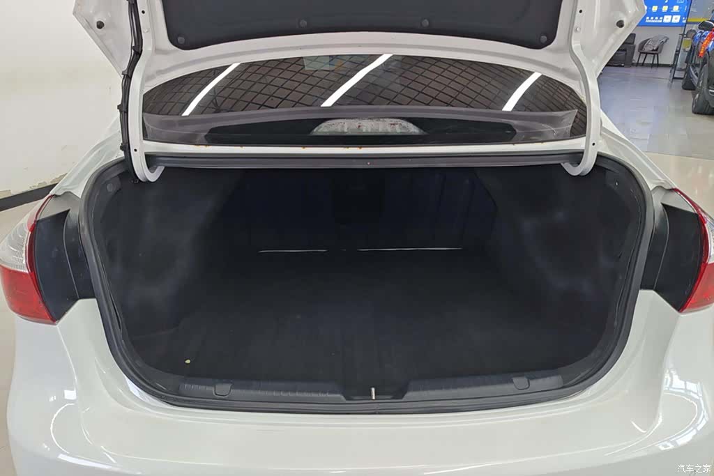 Kia K3, 2016 4