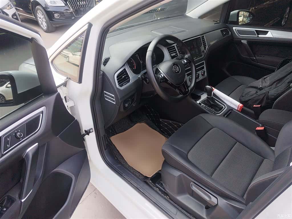 Volkswagen Golf, 2017 16
