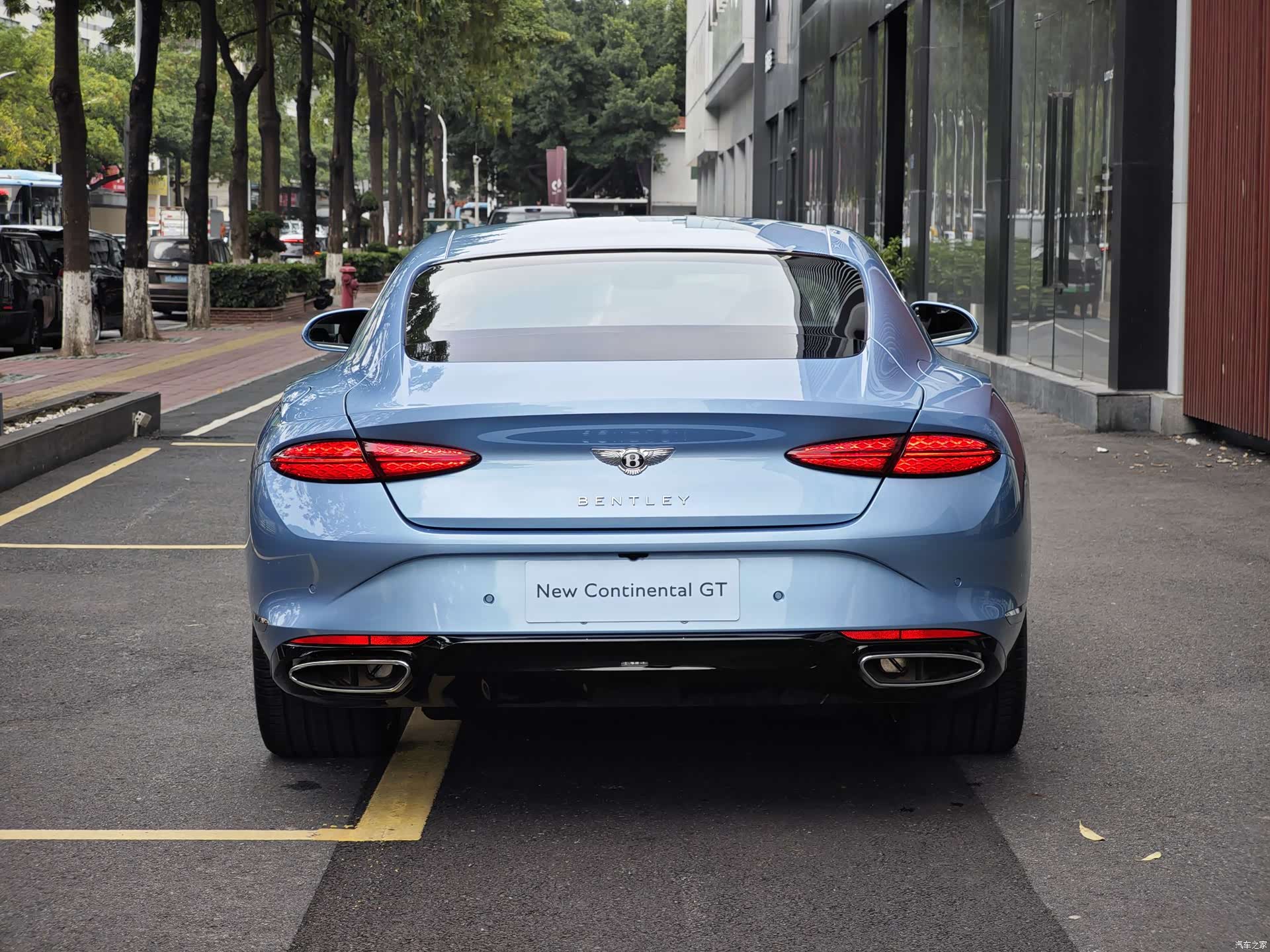 Bentley Continental GT, 2024 17