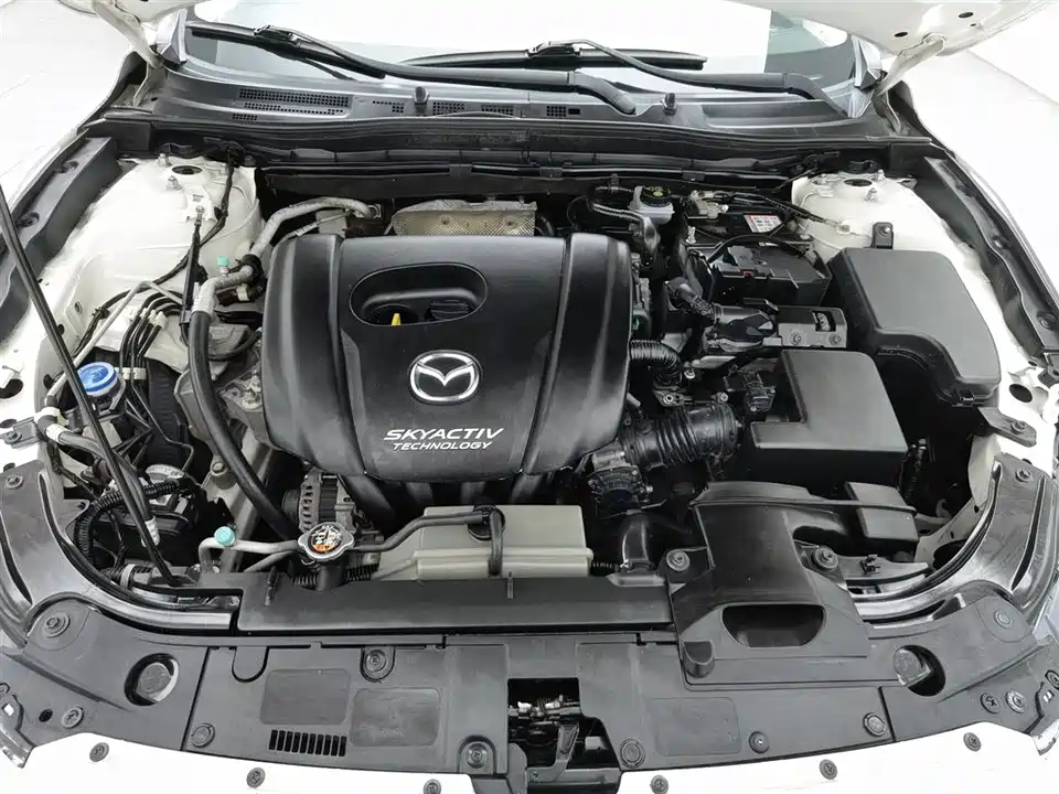 Mazda 3 Angkesaila