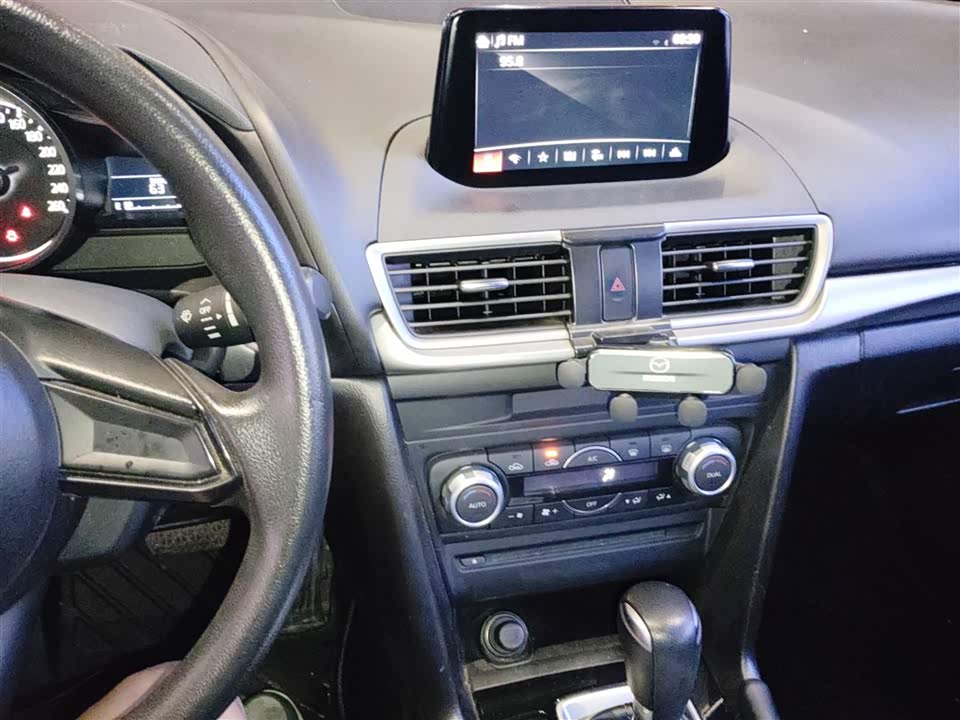 Mazda 3 Angkesaila Mazda 3 Angkesaila