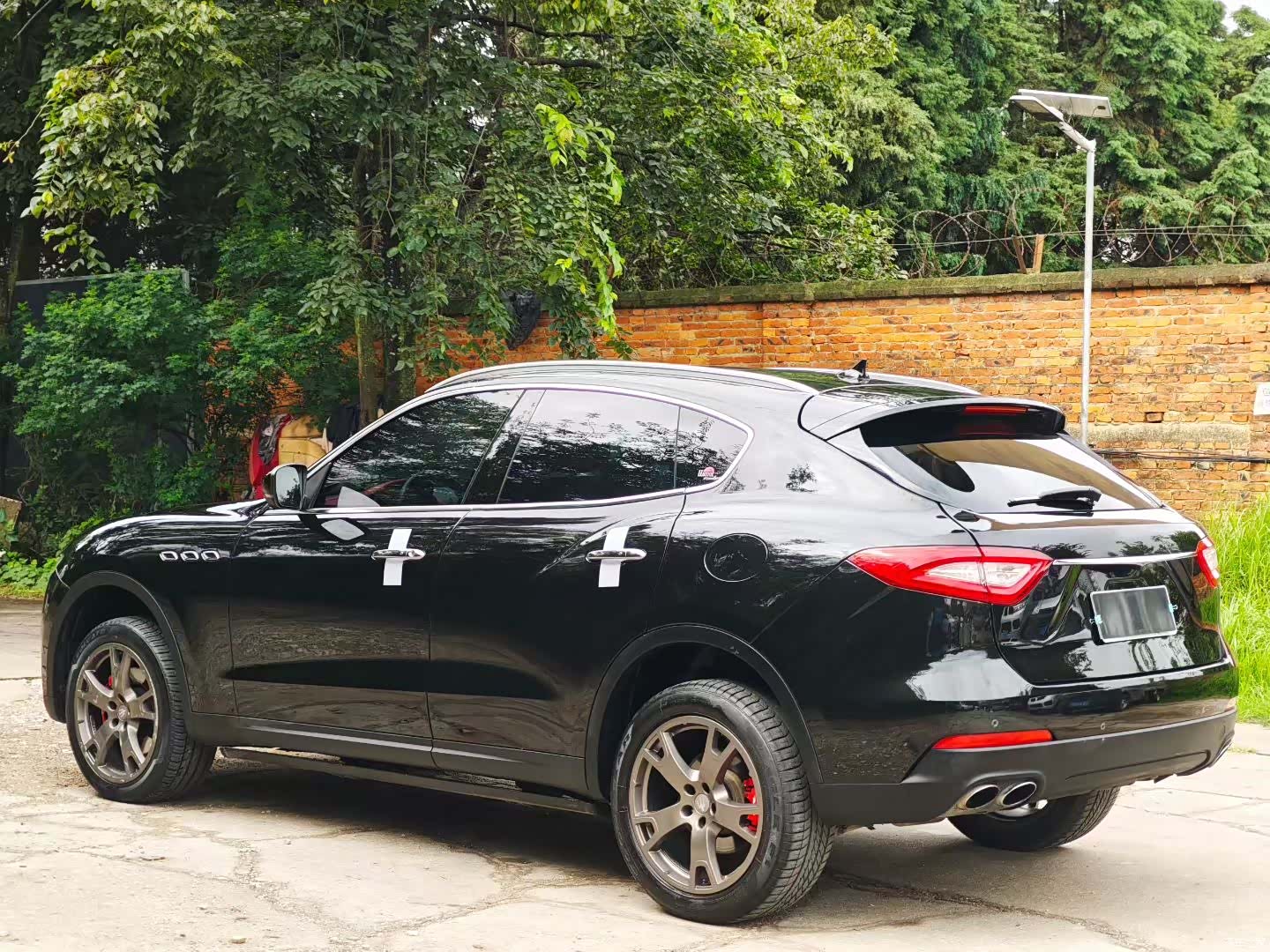 Maserati Levante, 2018 9