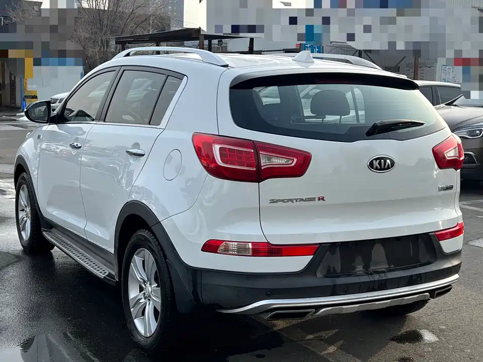 Kia Smart running