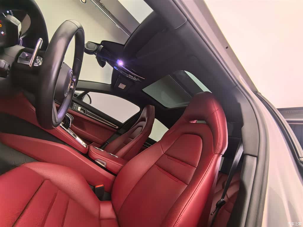 Porsche Panamera, 2023 23