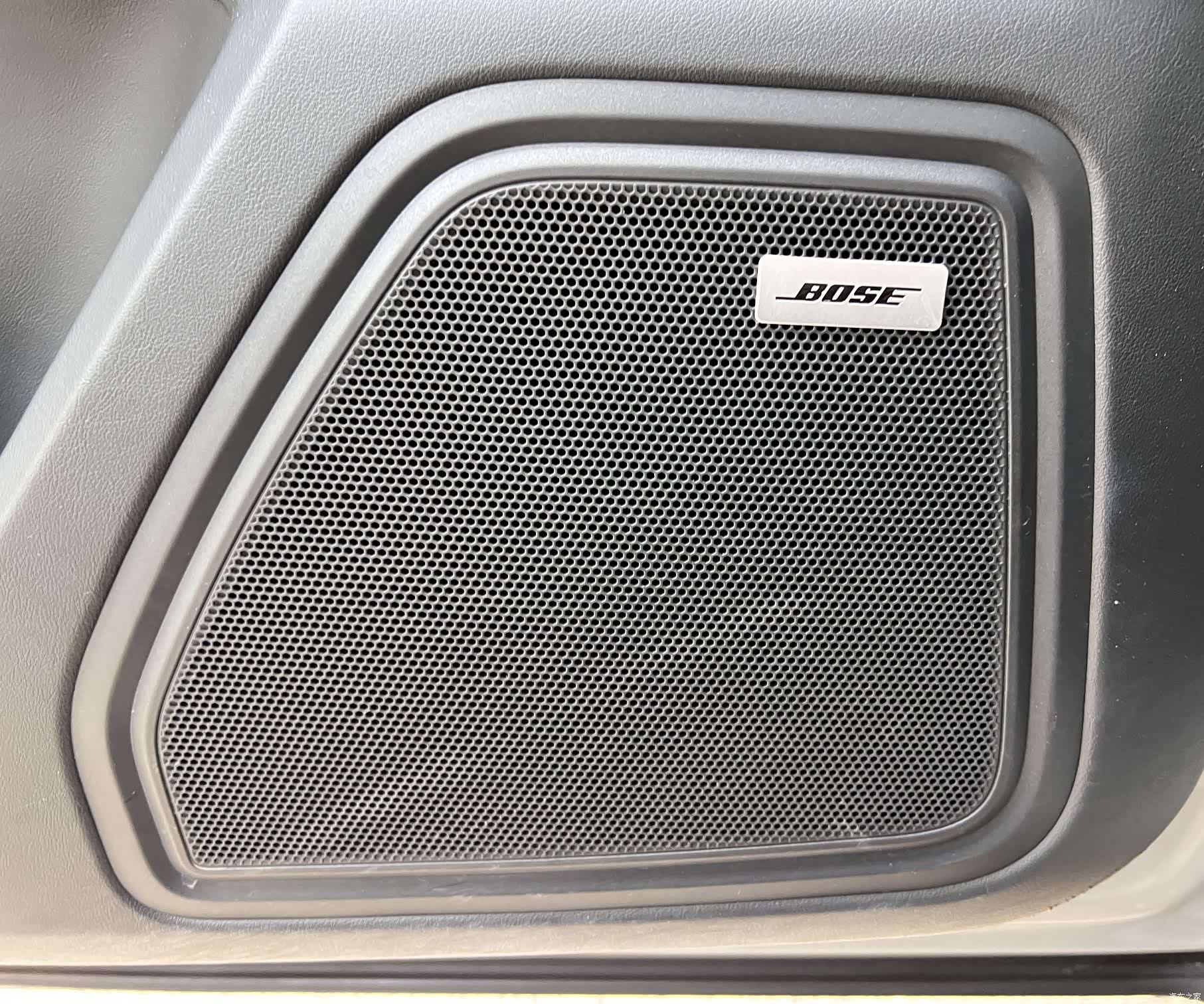 Porsche Macan, 2024 14