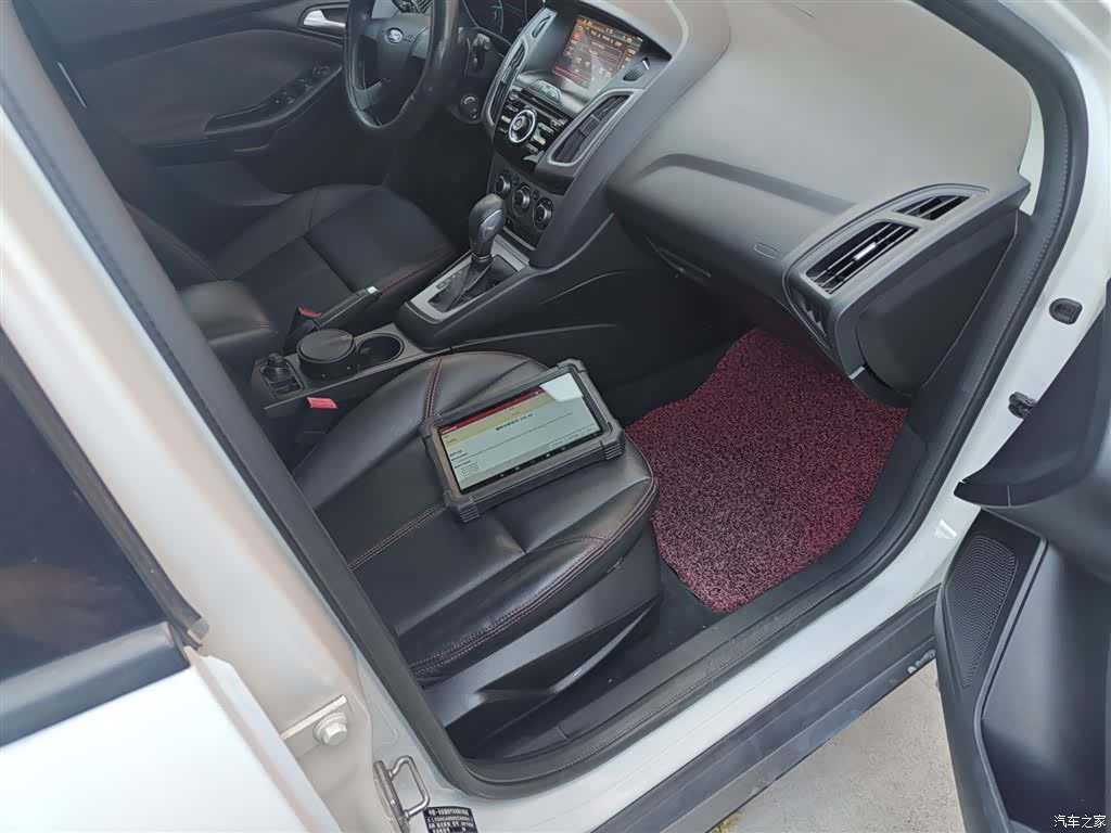Ford Focus, 2015 20