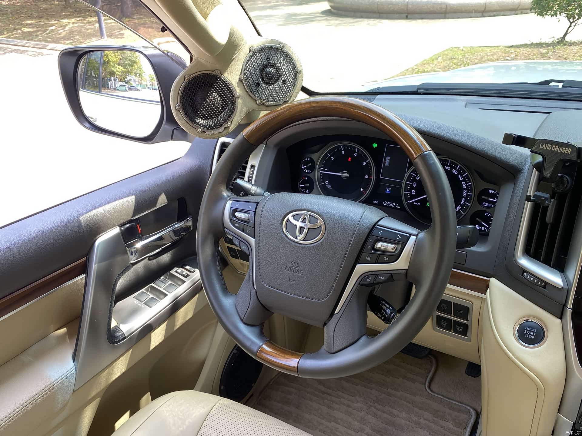 Toyota Land Cruiser, 2017 15