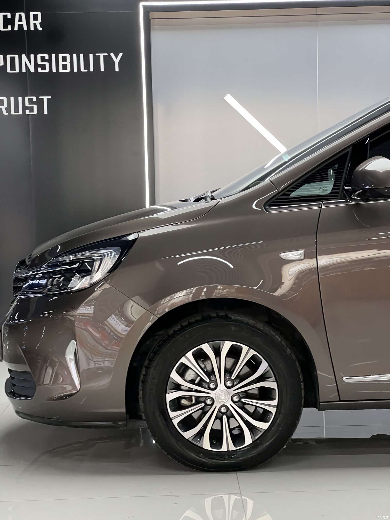 Buick GL8, 2021 40