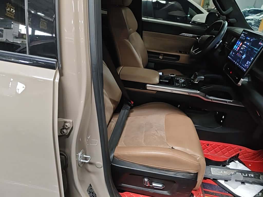 Jetour Traveller, 2024 25