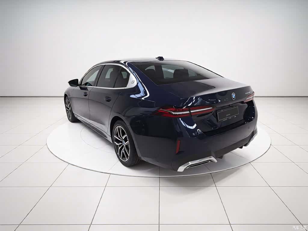 BMW i5, 2025 все фото