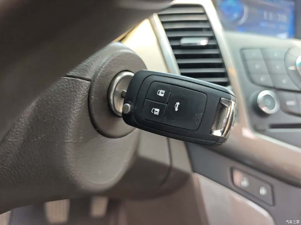 Chevrolet SE, 2016 9