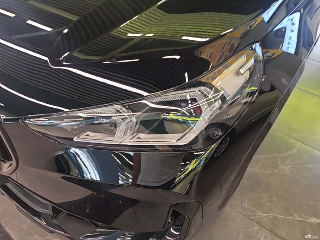 BMW iX1, 2024 24