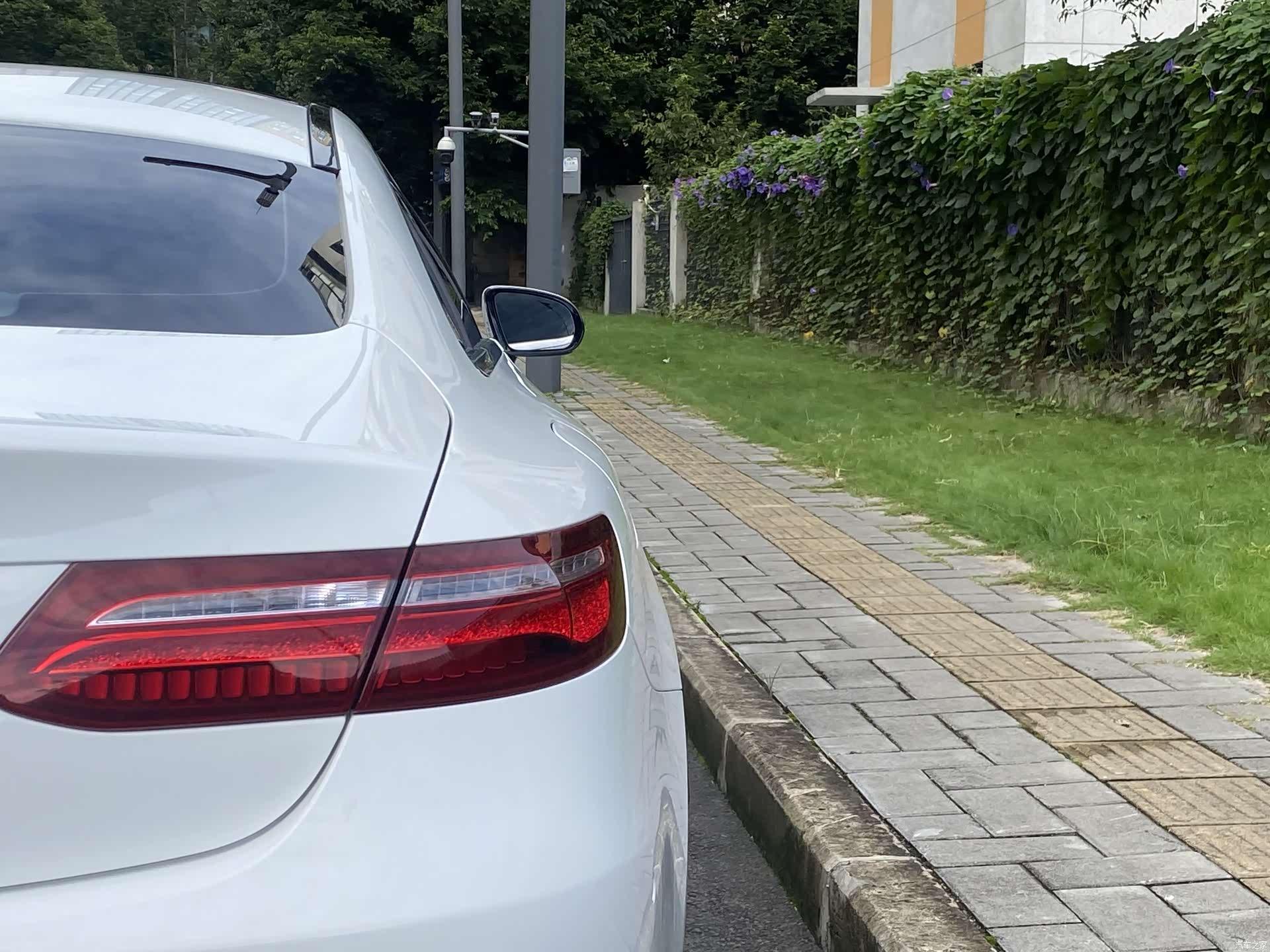 Mercedes-Benz E-Class, 2018 12