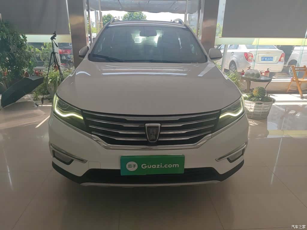 Roewe RX5, 2019 3