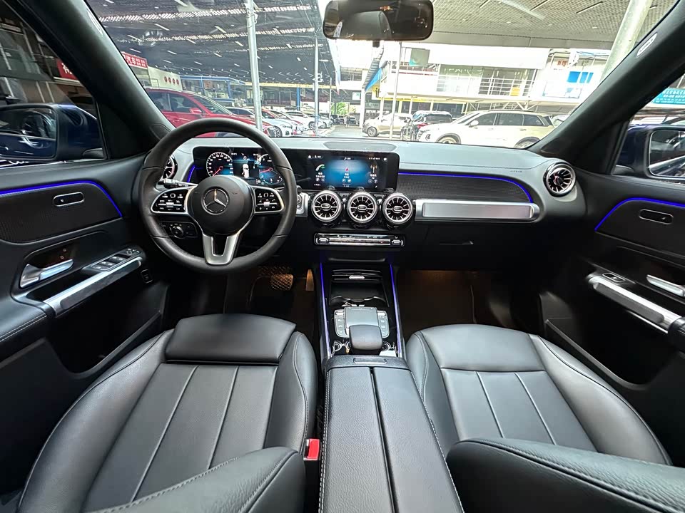 Mercedes-Benz GLB Mercedes-Benz GLB