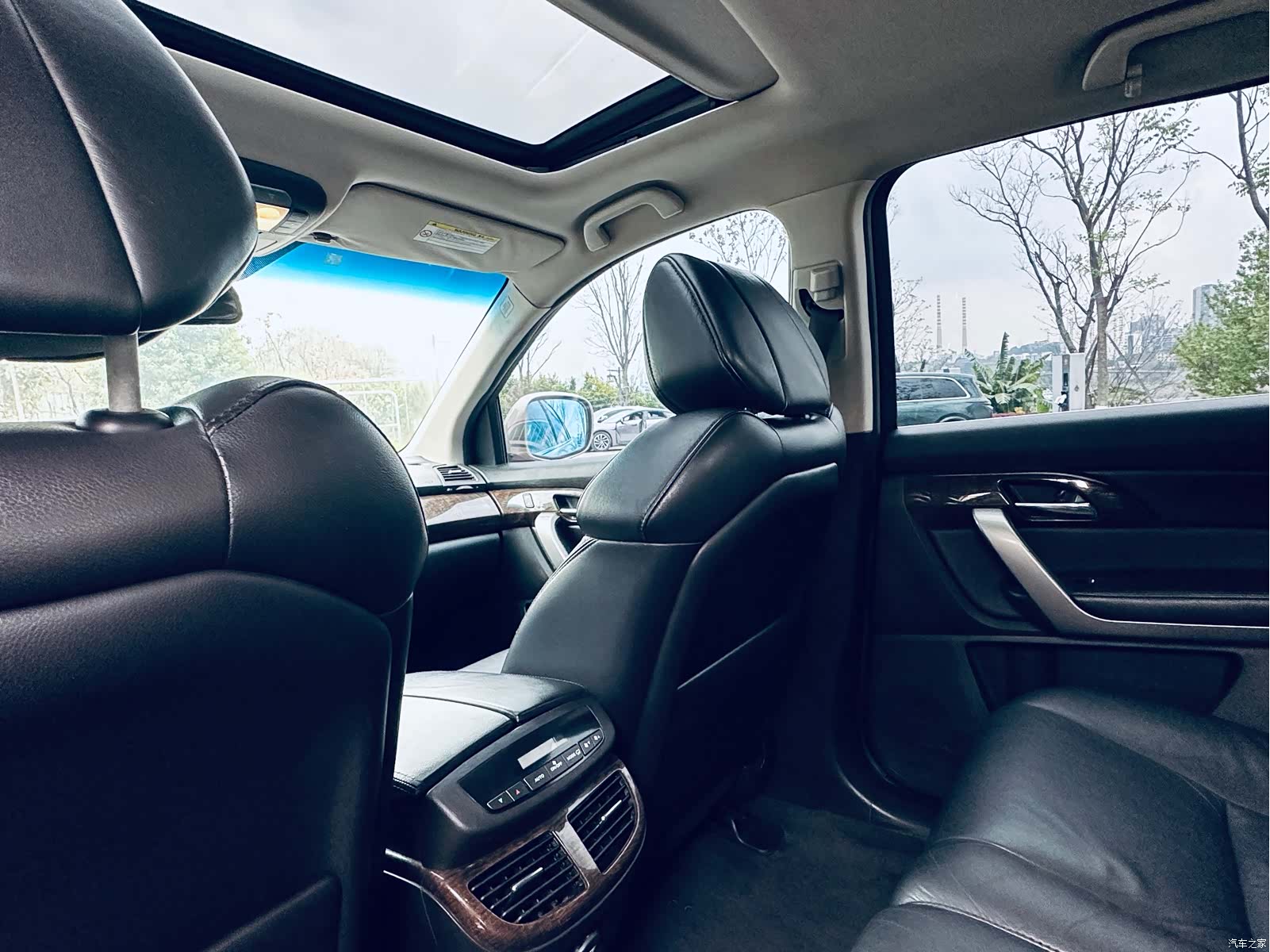 Acura MDX, 2012 9