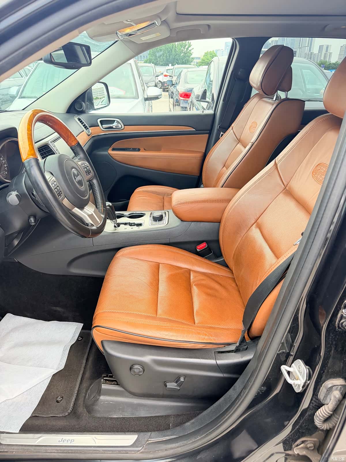Jeep Grand Cherokee, 2012 9