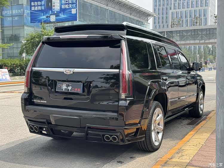 Cadillac Escalade, 2018 3
