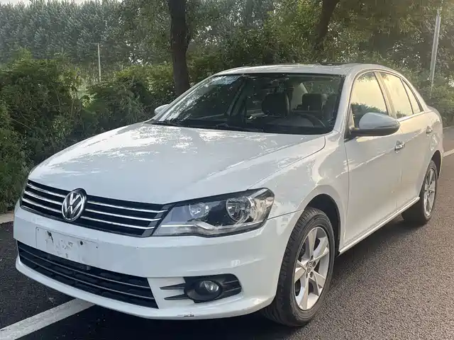 Volkswagen Bora 2015 — купить из Китая под заказ