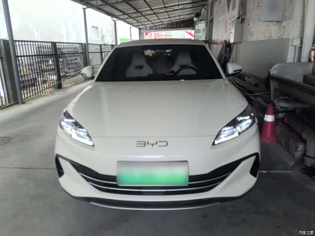 BYD Seal, 2024 3