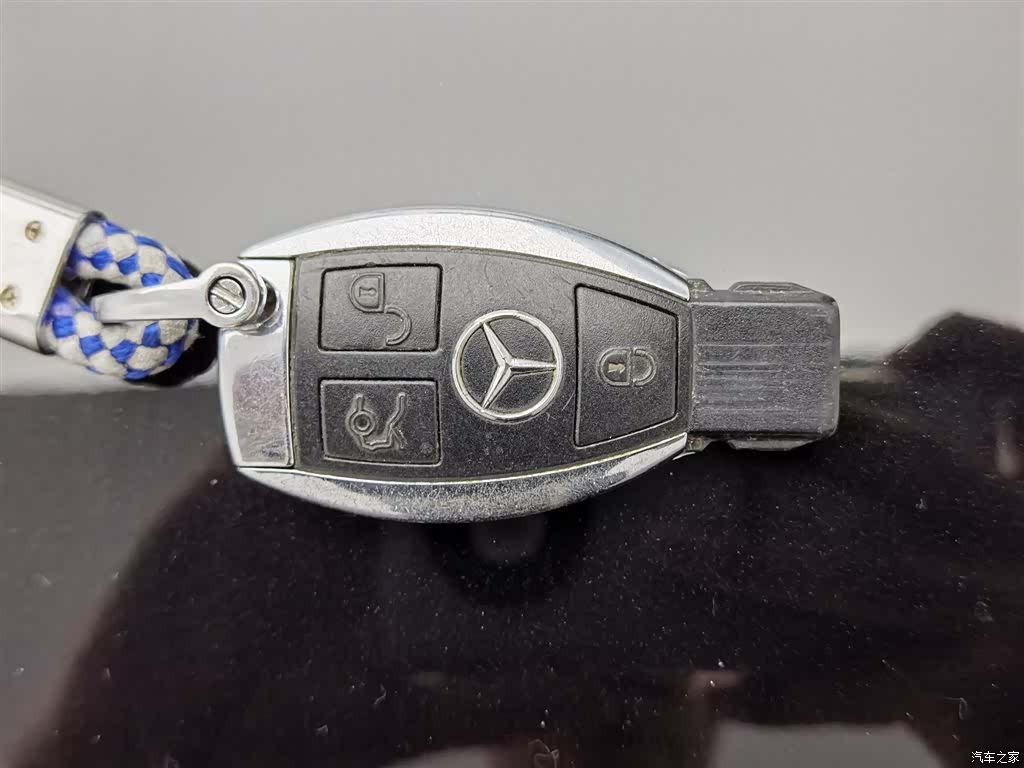 Mercedes-Benz E-Class, 2013 19