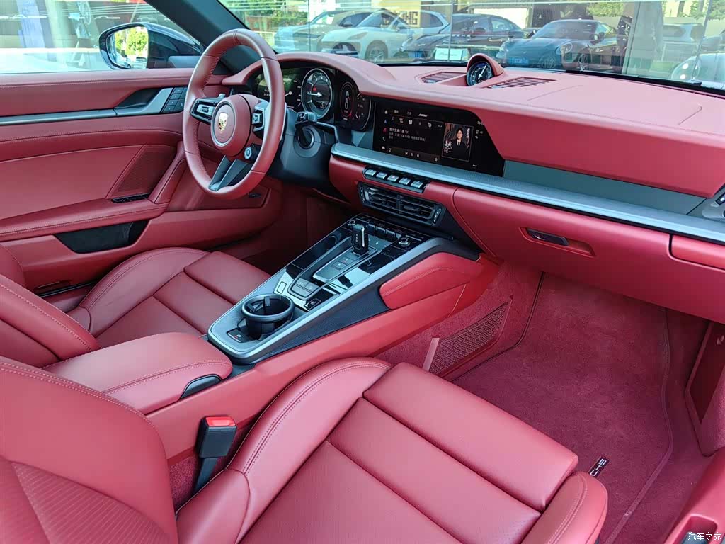 Porsche 911, 2023 21