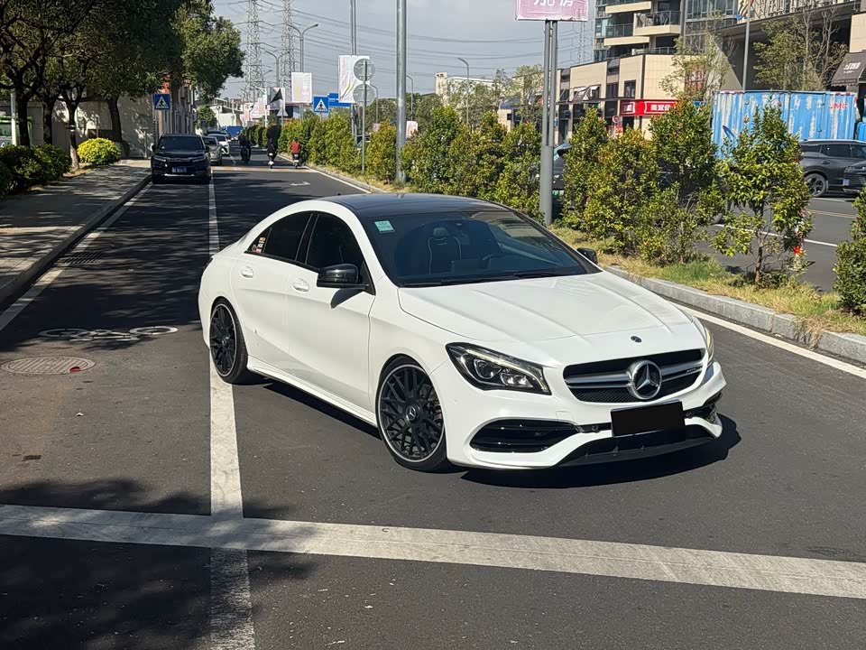 Mercedes-Benz CLA