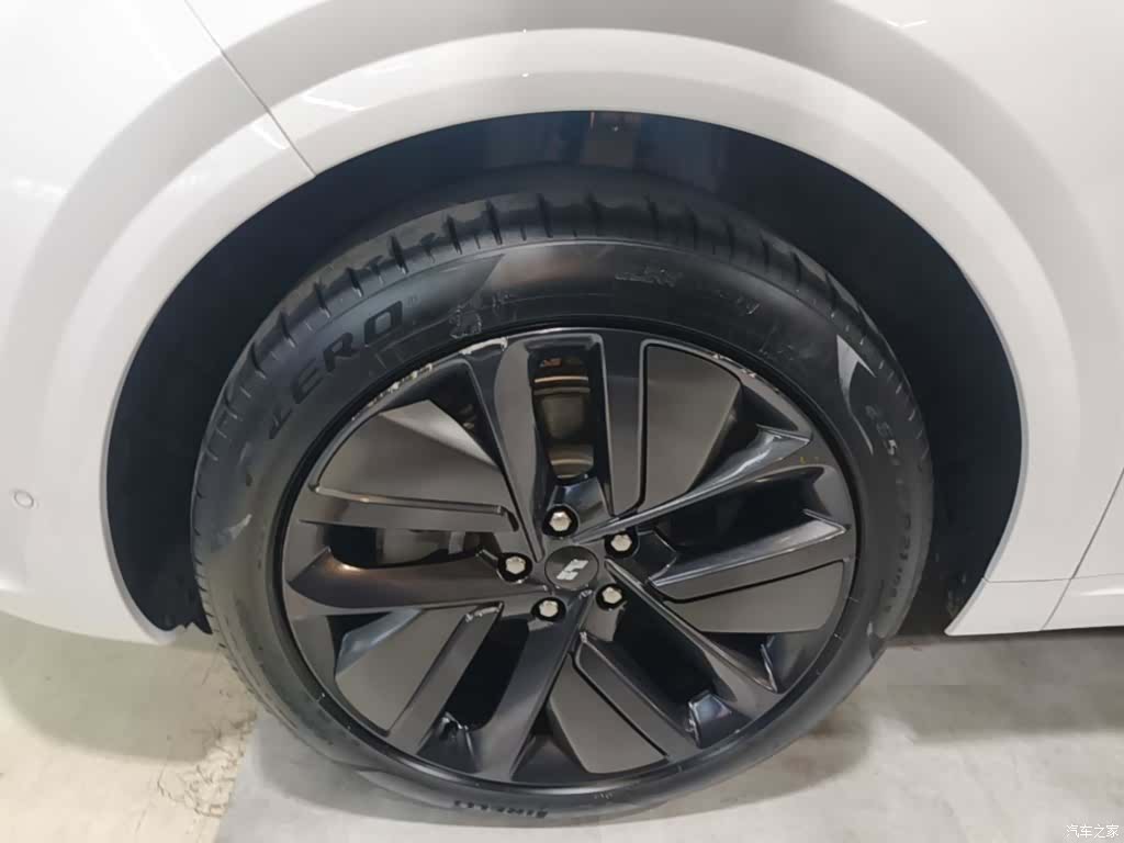 Li Auto L6, 2024 23