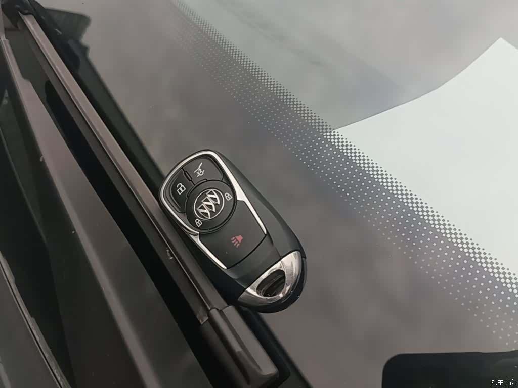 Buick Envision Plus, 2016 9