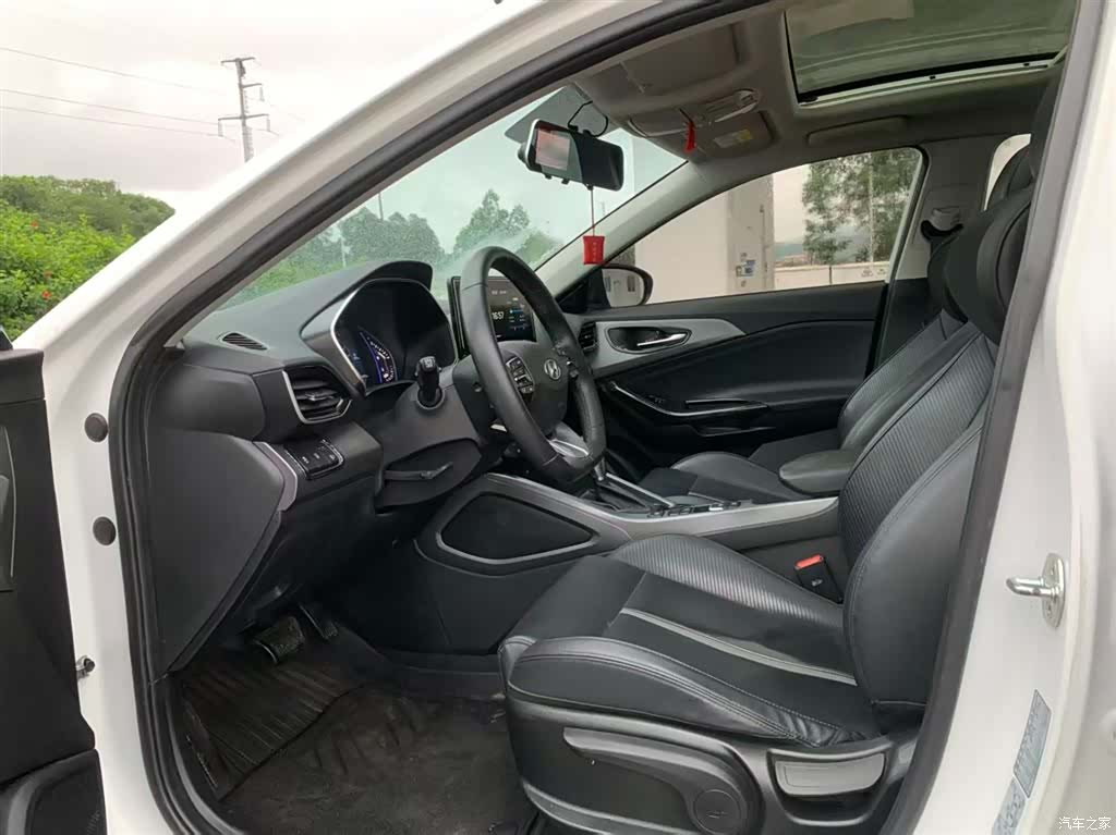 Hyundai Lafesta, 2019 6
