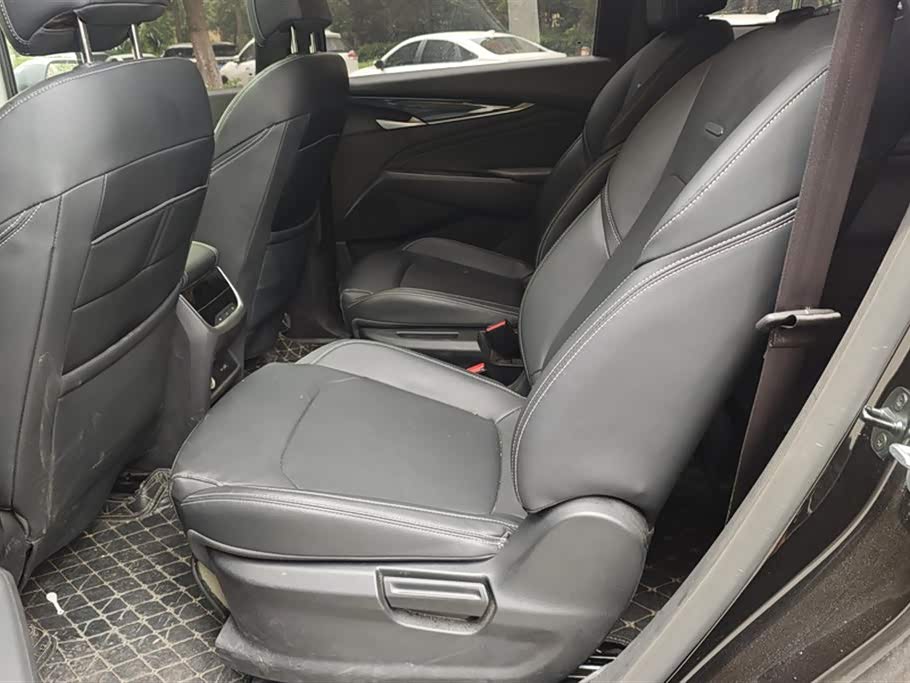 MAXUS Chase G50