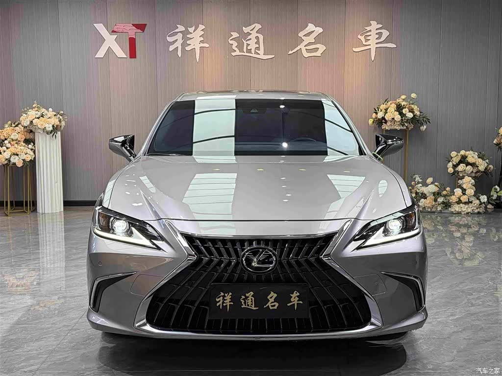 Lexus ES, 2024 2