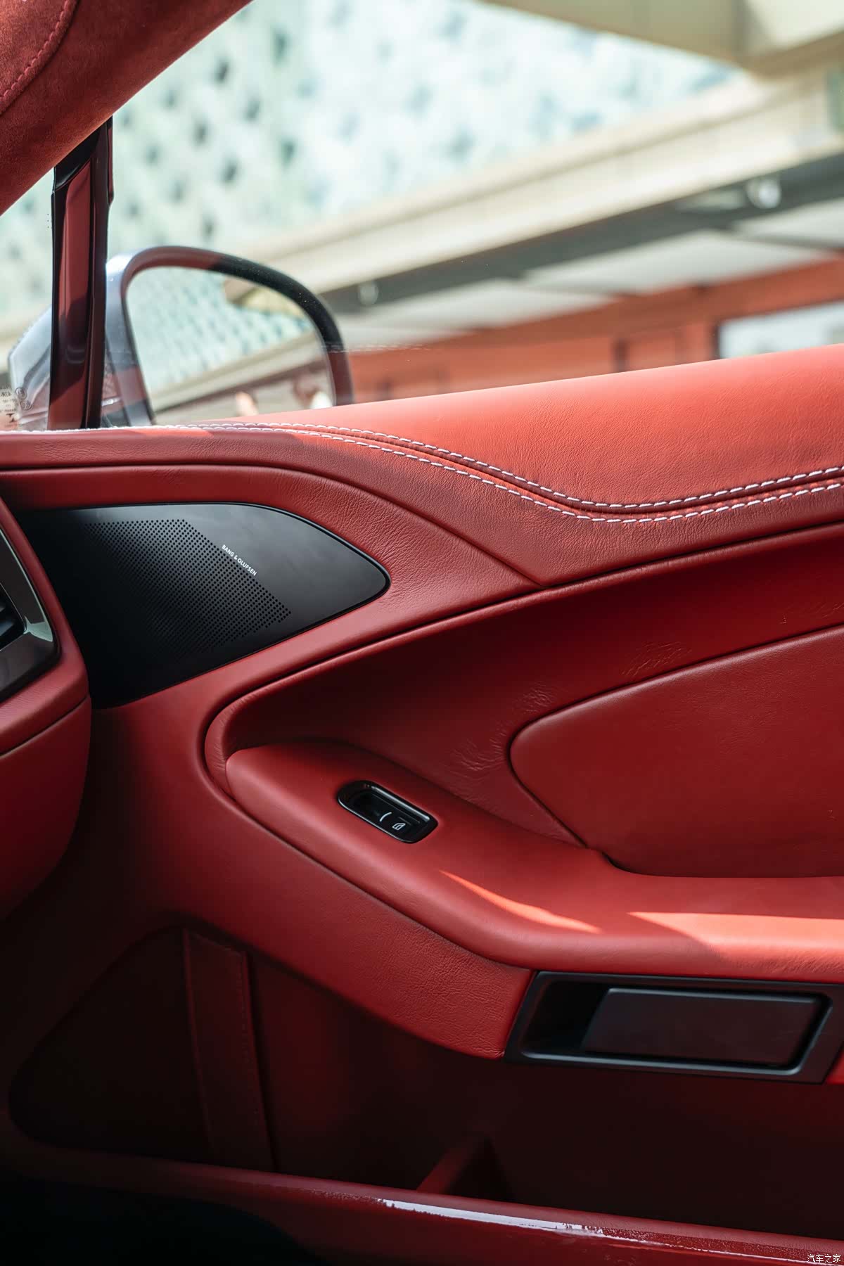 Aston Martin Vanquish, 2013 26
