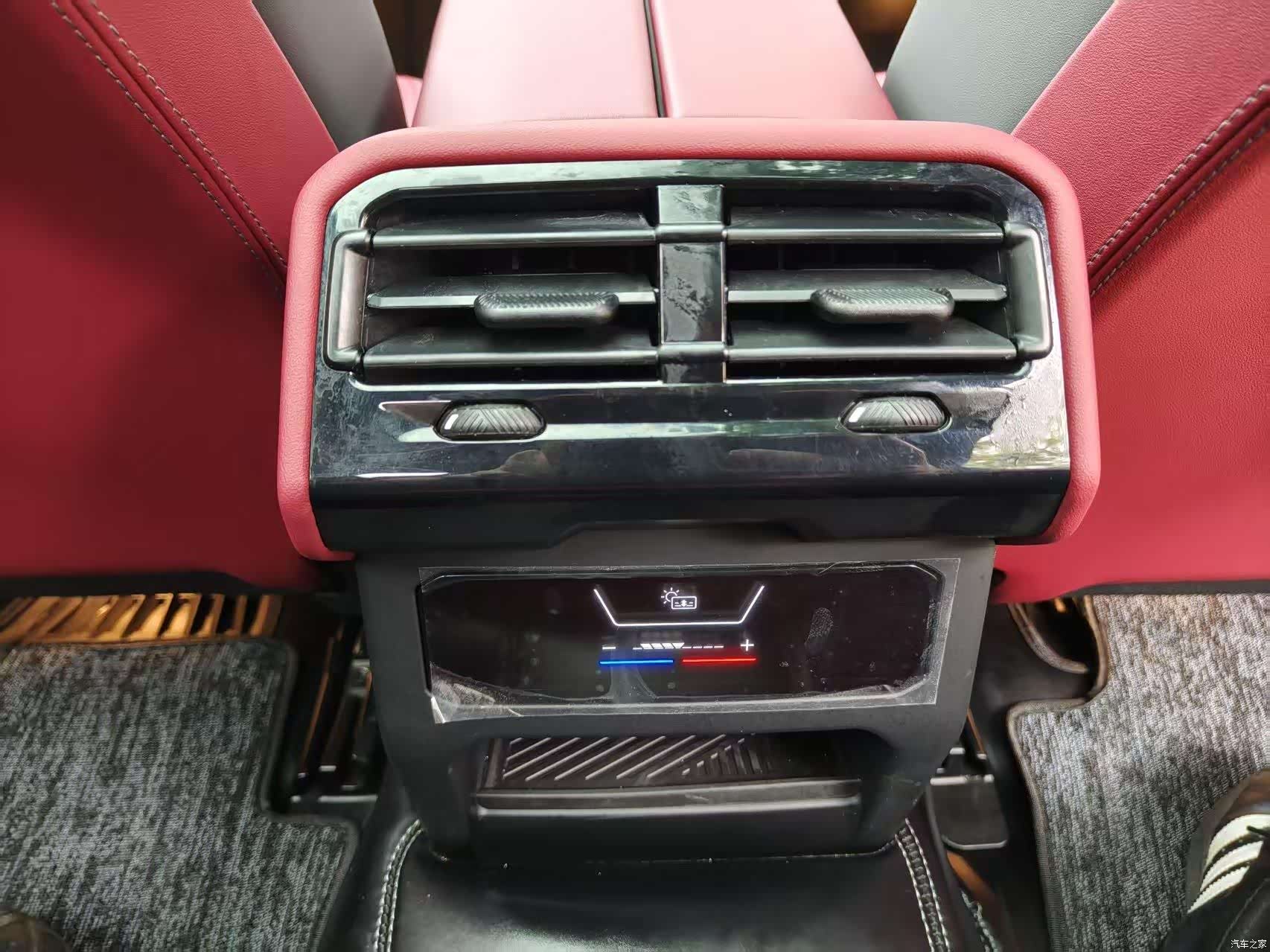 BMW i5, 2024 13