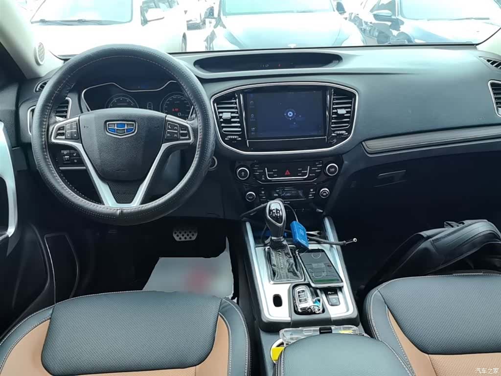 Geely X6, 2017 7