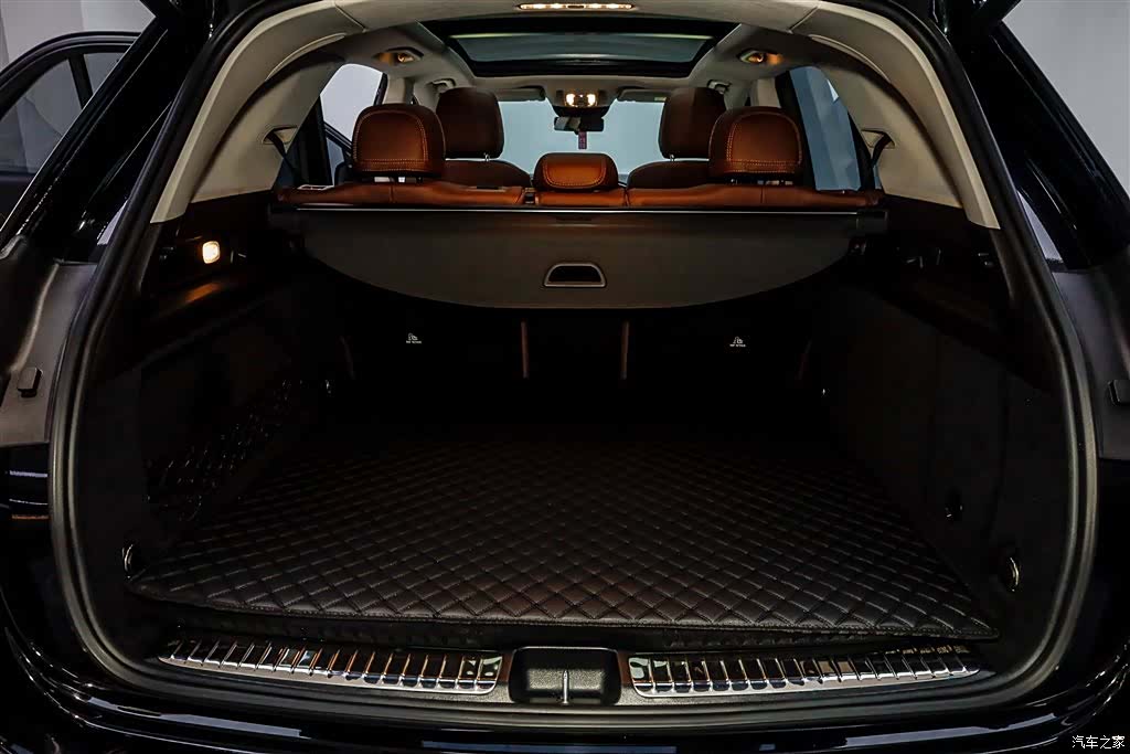 Mercedes-Benz GLE, 2023 36