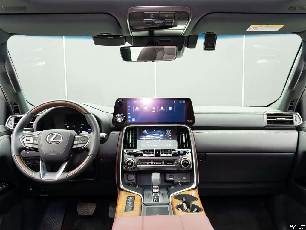 Lexus LX, 2026 15